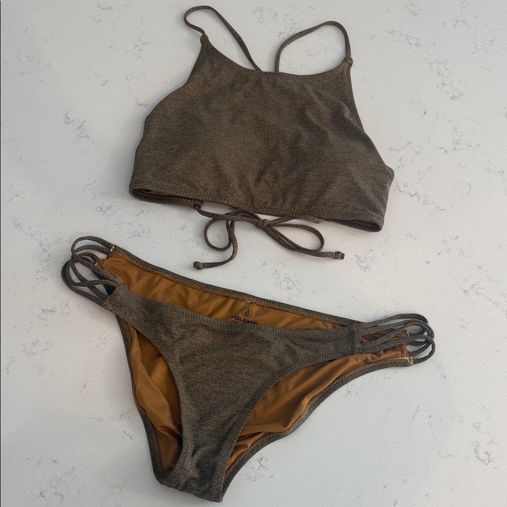 Volcom Adjustable Bikini Set (L)